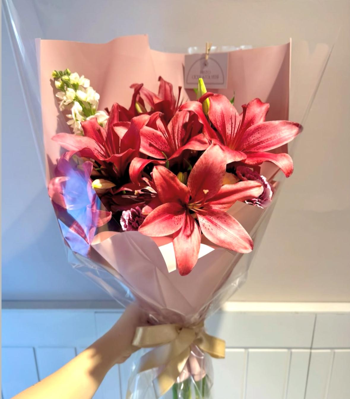 Pembe Lilyum Buketi